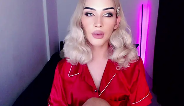 Alicegreenexx Шоу с уебкамера