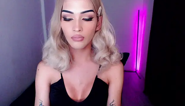 Alicegreenexx Adlı Modelin Web Kamerası Şovu