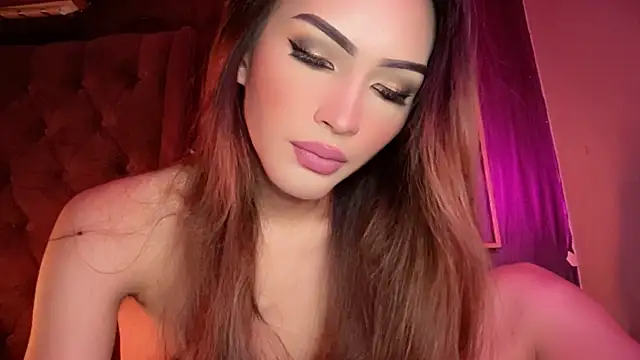 Alicegreenexx Show in webcam