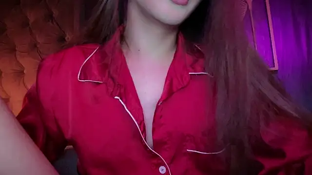Alicegreenexx Adlı Modelin Web Kamerası Şovu