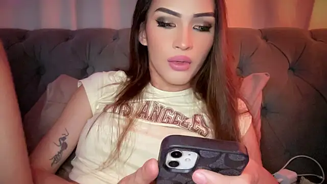 Alicegreenexx webcam show