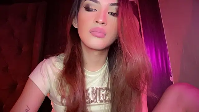 Alicegreenexx's Webcam Show
