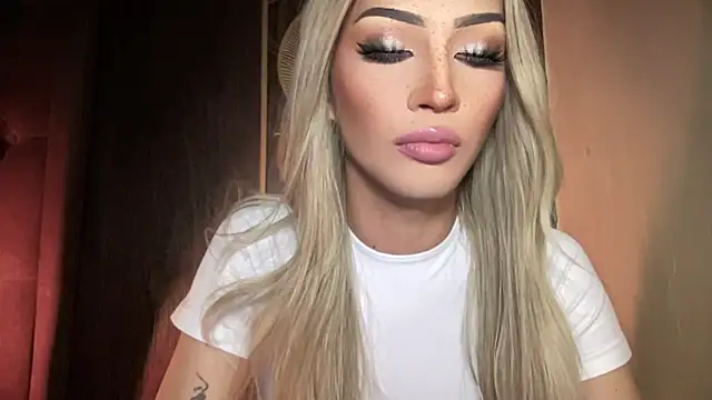 Alicegreenexx Шоу с уебкамера