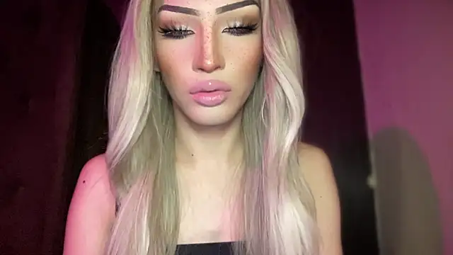 הופעת וובקאם של Alicegreenexx