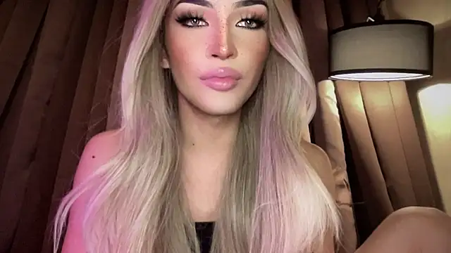 Alicegreenexx Шоу с уебкамера