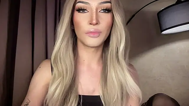 Alicegreenexx Webcam show