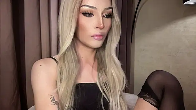 Alicegreenexx Adlı Modelin Web Kamerası Şovu