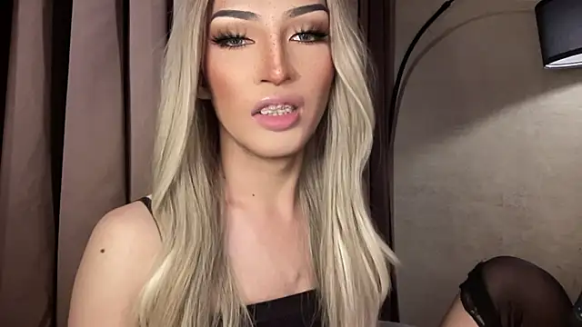 Alicegreenexx Adlı Modelin Web Kamerası Şovu