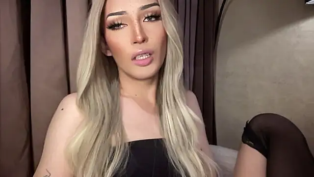 Alicegreenexx Adlı Modelin Web Kamerası Şovu