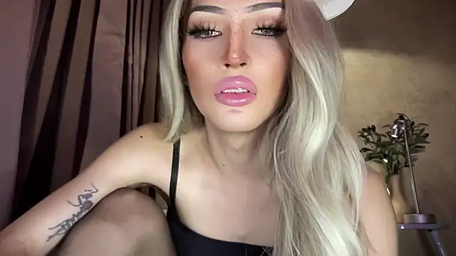 Alicegreenexx webcam show