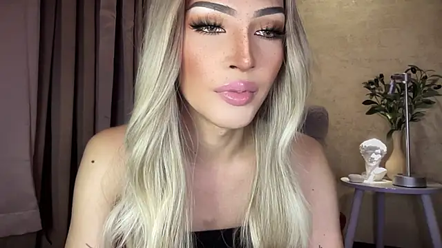 הופעת וובקאם של Alicegreenexx