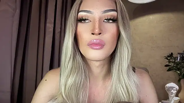 Alicegreenexx Adlı Modelin Web Kamerası Şovu