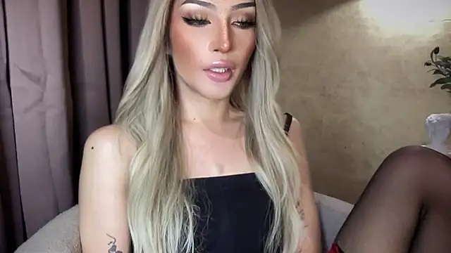 Alicegreenexx Webcam Show