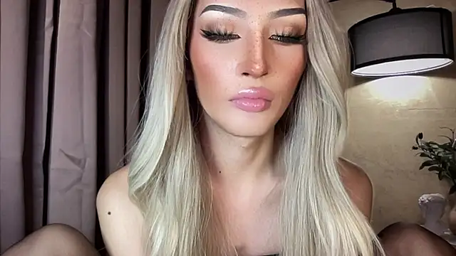 Alicegreenexx Webcam Show