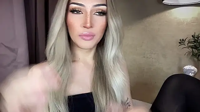 Alicegreenexx's Webcam Show