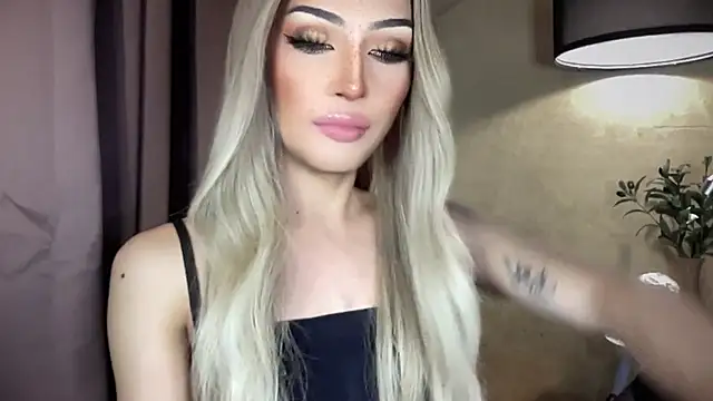 Alicegreenexx Webcam show
