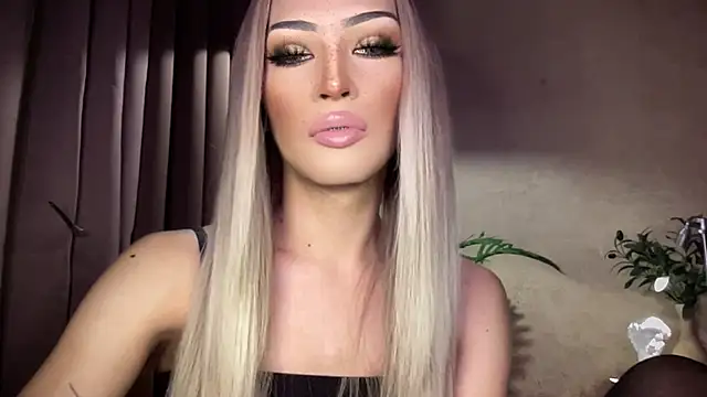Alicegreenexx Adlı Modelin Web Kamerası Şovu