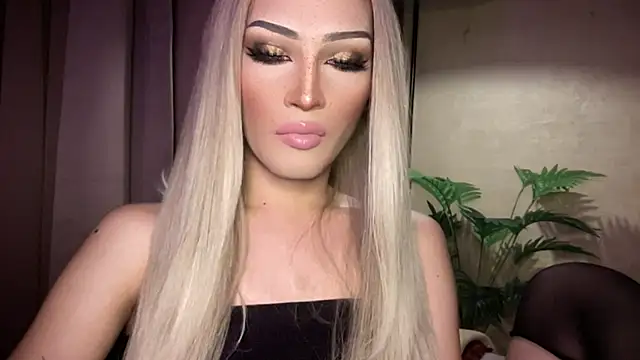Alicegreenexx: διαδικτυακό σόου στην κάμερα