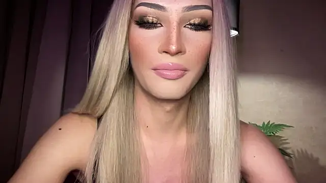 Alicegreenexx webcam show