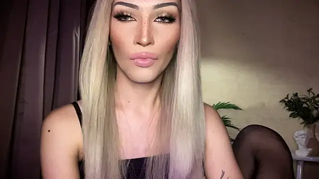Alicegreenexx Adlı Modelin Web Kamerası Şovu