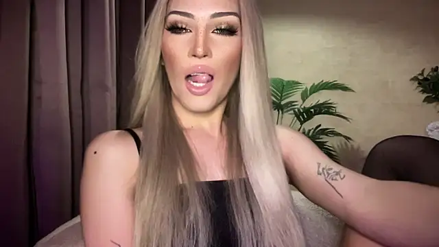 Alicegreenexx Webcam show
