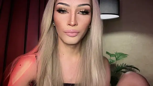 Alicegreenexx Adlı Modelin Web Kamerası Şovu