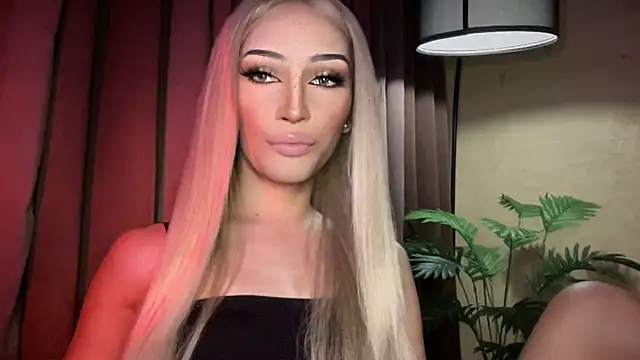 Alicegreenexx's Webcam Show