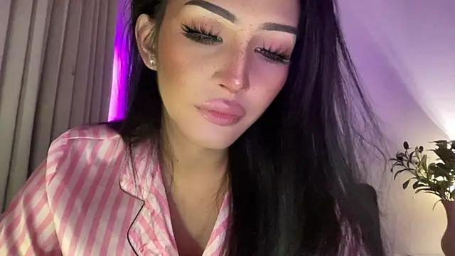 Alicegreenexx webcam show