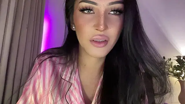 הופעת וובקאם של Alicegreenexx