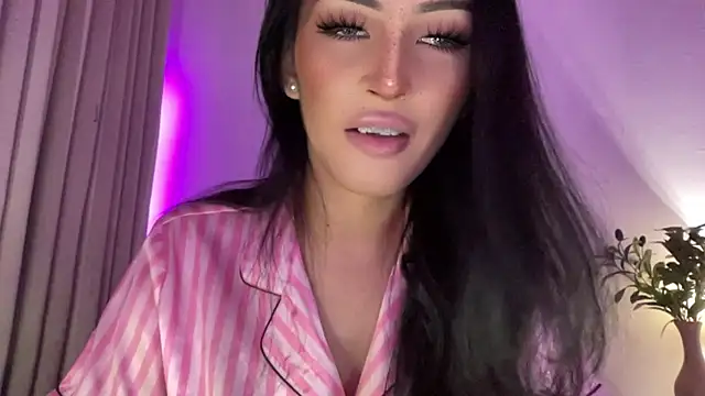 Alicegreenexx Шоу с уебкамера