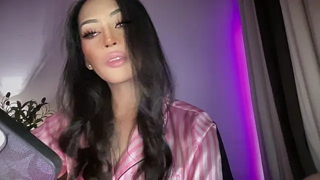 הופעת וובקאם של Alicegreenexx
