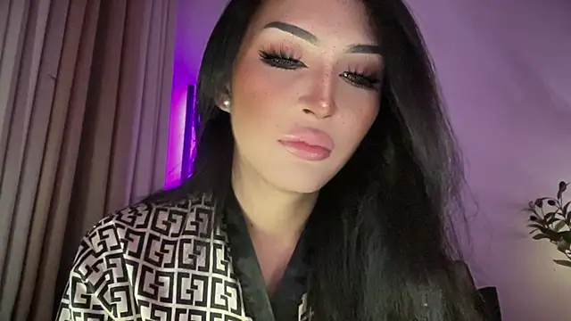 Alicegreenexx's Webcam Show