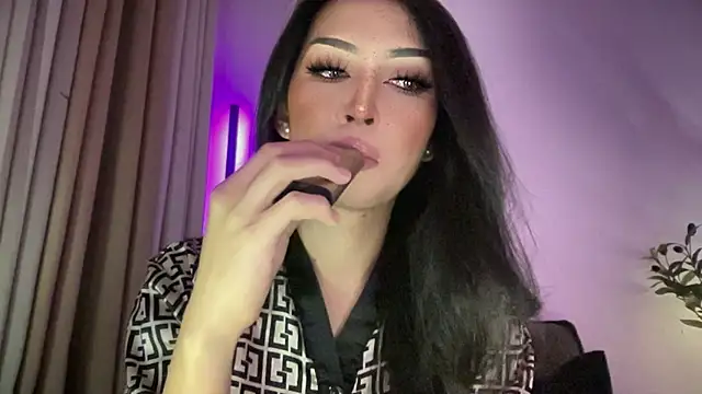 Alicegreenexx Adlı Modelin Web Kamerası Şovu