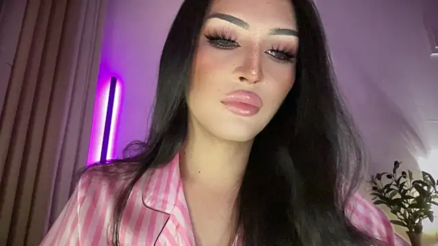 Alicegreenexx's Webcam Show