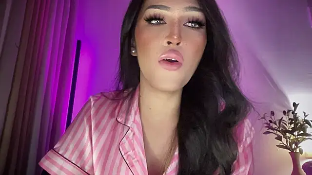 הופעת וובקאם של Alicegreenexx