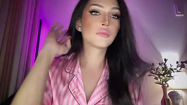 Alicegreenexx's Webcam Show