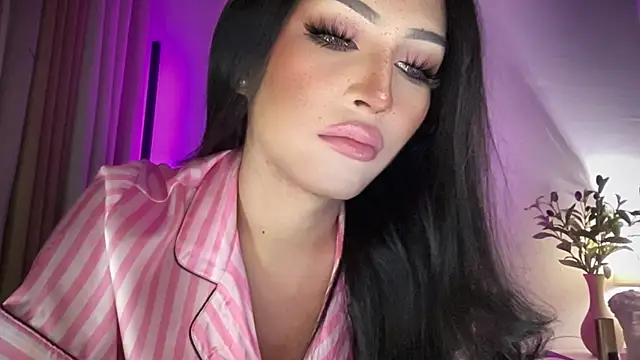 Alicegreenexx webcam show