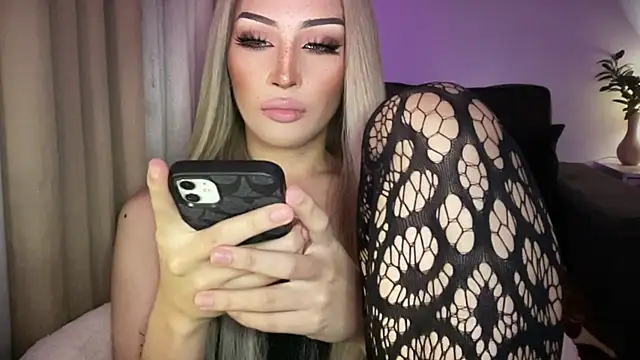 הופעת וובקאם של Alicegreenexx
