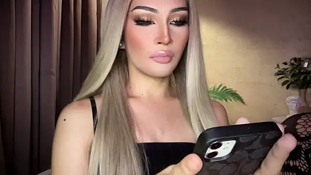 Alicegreenexx Шоу с уебкамера