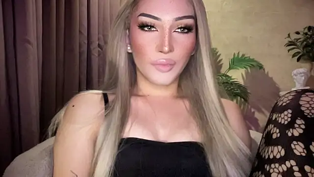 Alicegreenexx webcam show