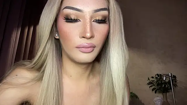 Alicegreenexx Adlı Modelin Web Kamerası Şovu
