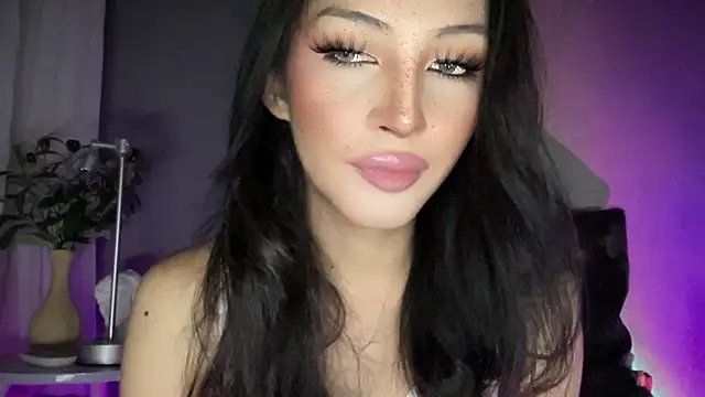 Webkamerová show Alicegreenexx