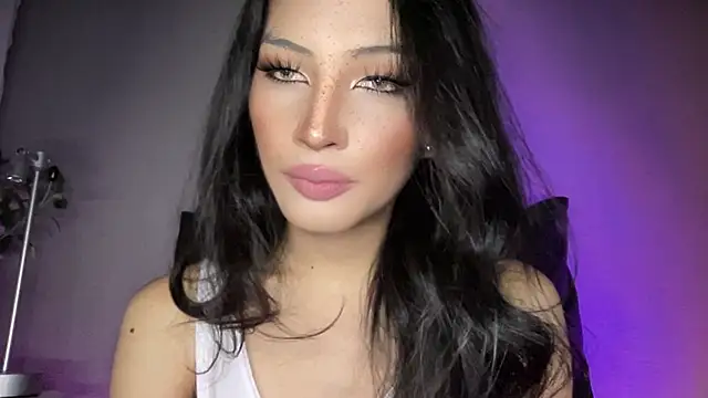 Alicegreenexx's Webcam Show
