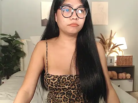 HotAsianGabby69 Webcamshow