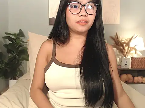 HotAsianGabby69 网络视讯表演