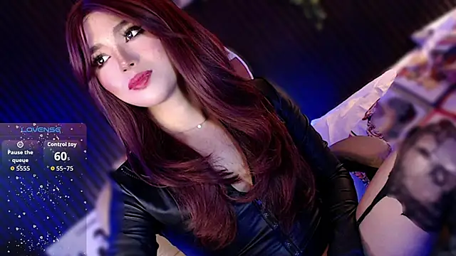 Ultimate_Charm Pertunjukan Webcam