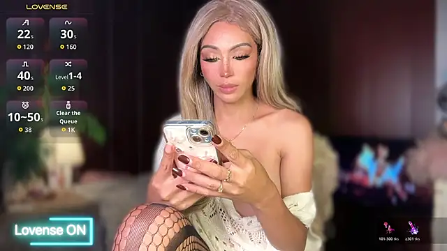 Miss-Victoria69's Webcam Show