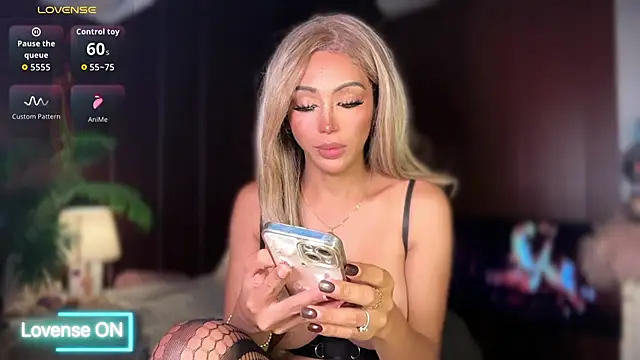 Pokazy przed kamerką – Miss-Victoria69