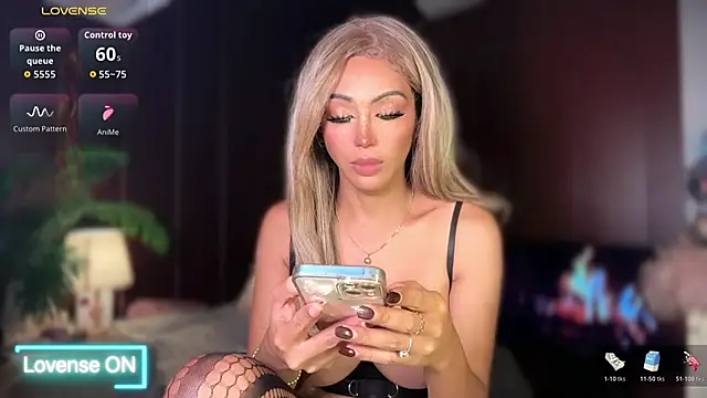 Miss-Victoria69 Show Webcam