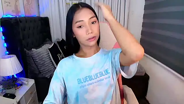 fuckingnaughtyjade Webcam Show